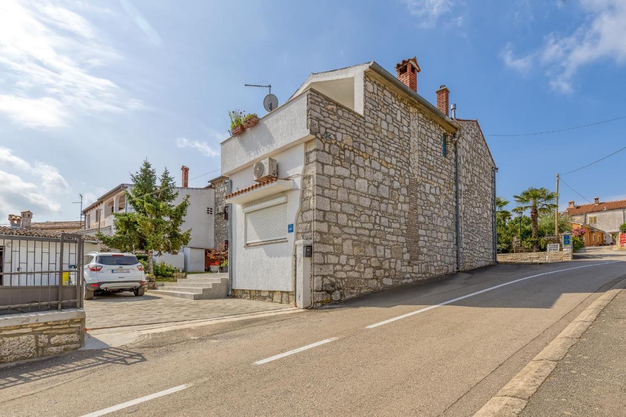 Studio Gordana With Terrace Funtana Exterior photo